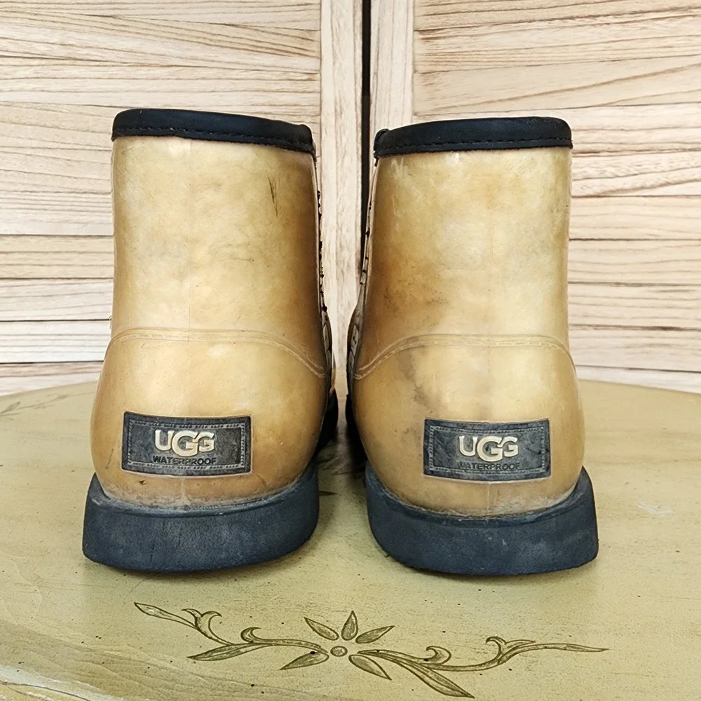 UGG Sz 3 Big Kids Youth Tan Synthetic Classic Clear Mini Waterproof Rain Boots
